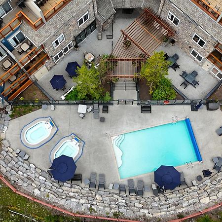 Blackstone Mountain Lodge By Clique Canmore Kültér fotó