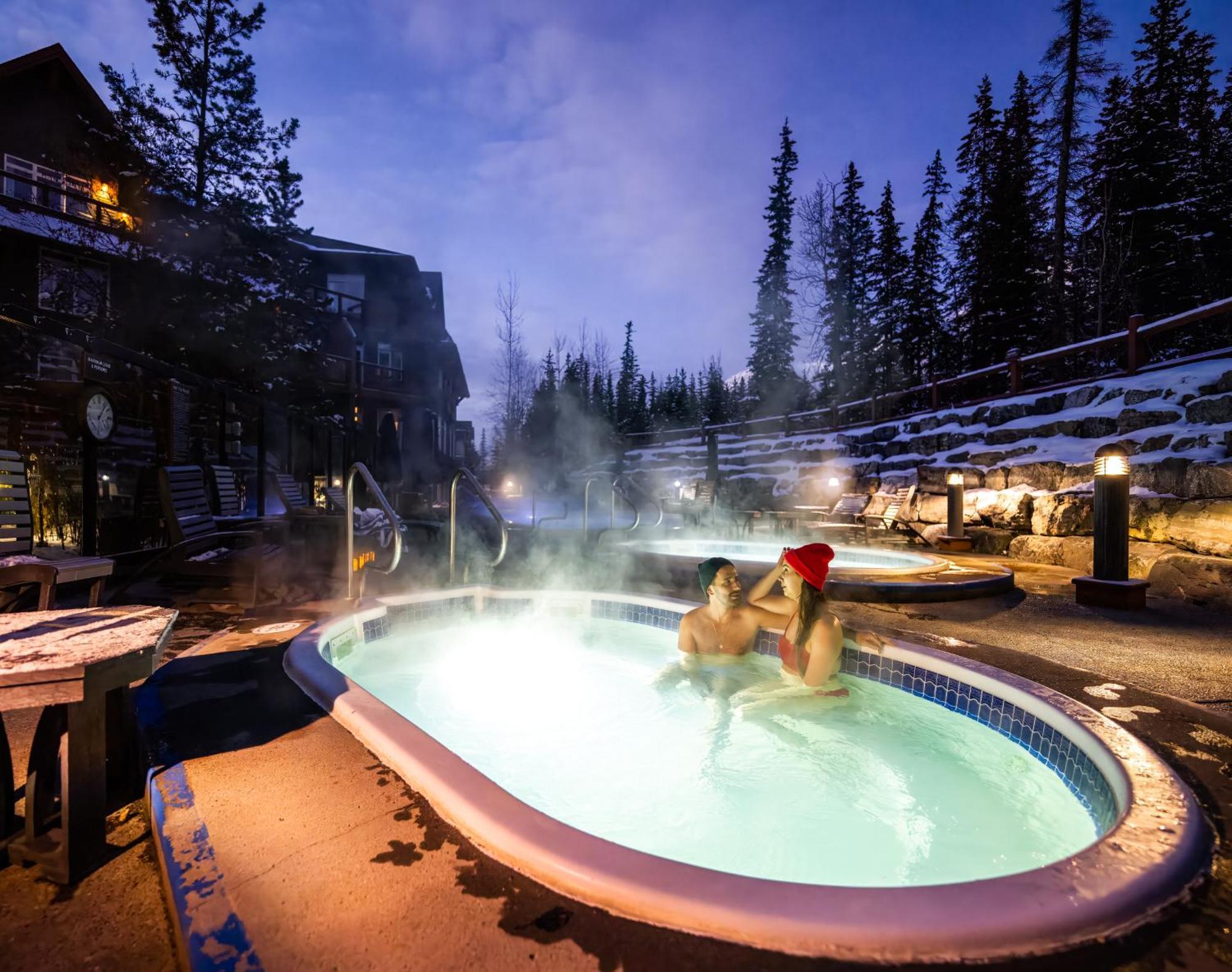 Blackstone Mountain Lodge By Clique Canmore Kültér fotó