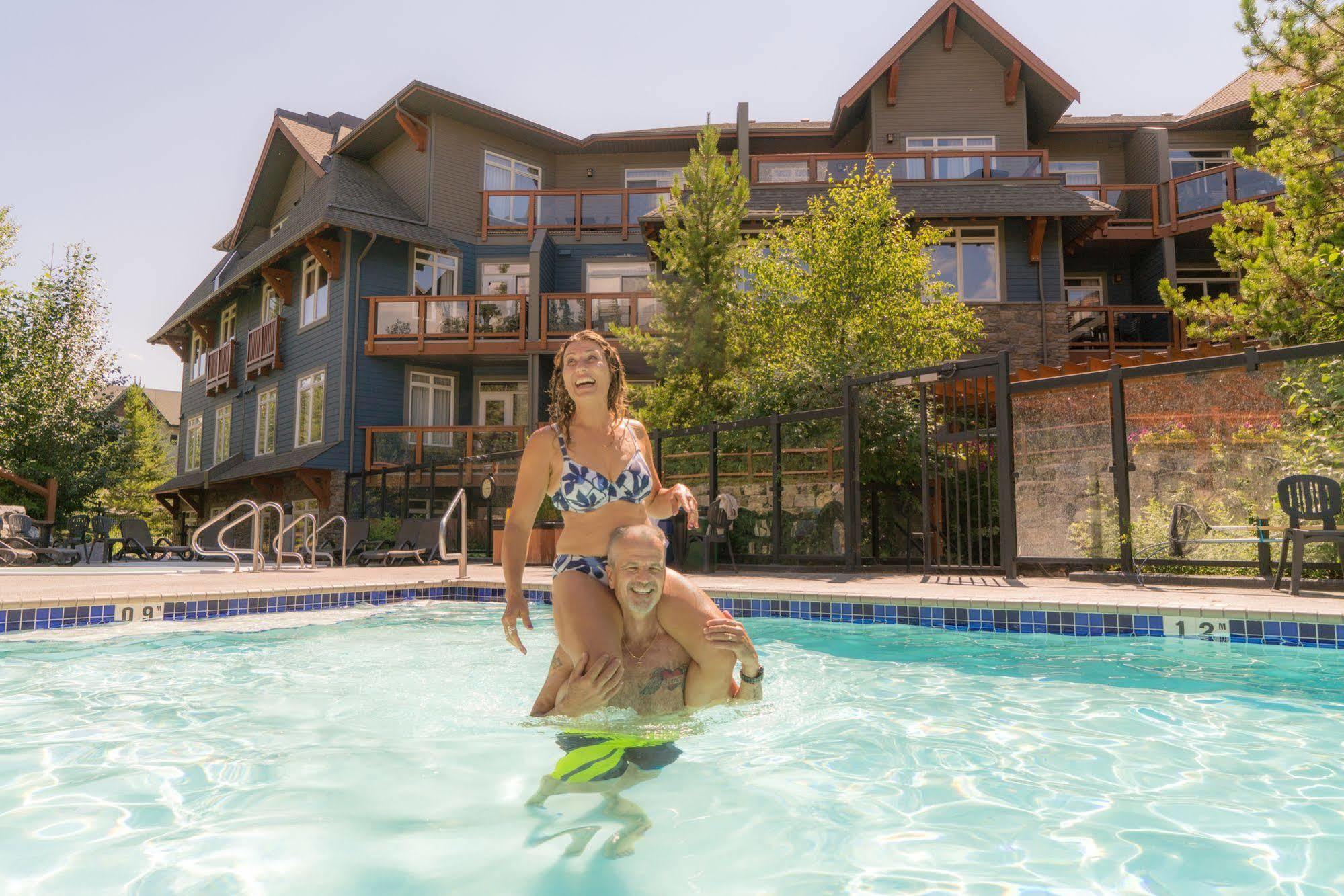 Blackstone Mountain Lodge By Clique Canmore Kültér fotó