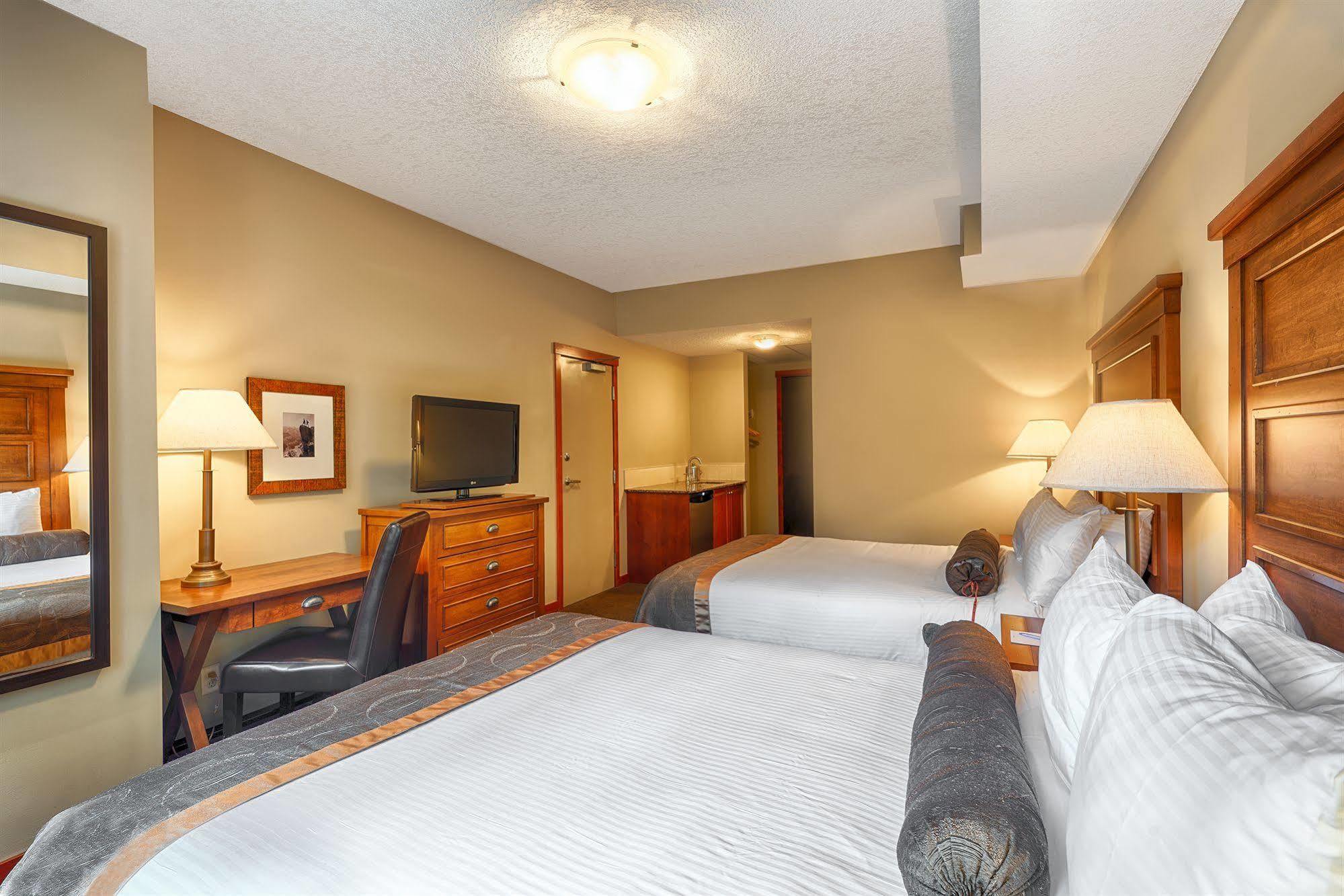 Blackstone Mountain Lodge By Clique Canmore Kültér fotó